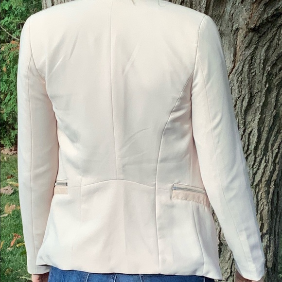 H&M Blush/beige Blazer 🤍 - Picture 10 of 11